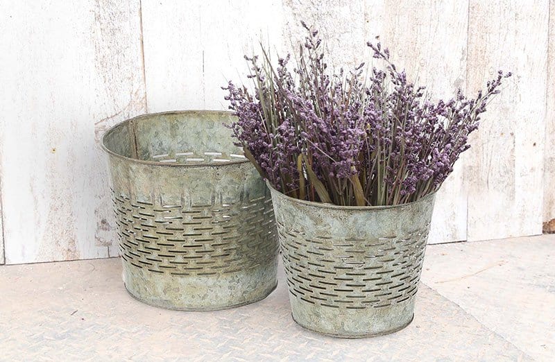 10 French Farmhouse Decorating Ideas With Thrifted Finds 10 French Farmhouse Decorating Ideas With Thrifted Finds