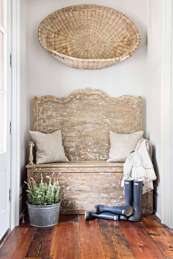10 French Farmhouse Decorating Ideas With Thrifted Finds 10 French Farmhouse Decorating Ideas With Thrifted Finds