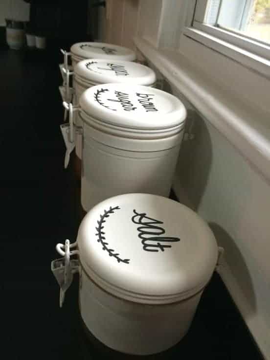 25 Gorgeous Gift Ideas Made With Thrift Shop Items 25 Gorgeous Gift Ideas Made With Thrift Shop Items