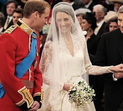 kate-middleton-wedding-dress-3 kate middleton wedding dress