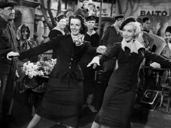 The Fur Debate: How to be Sustainable & Recycle Vintage Fur for Good Causes The Fur Debate: How to be Sustainable & Recycle Vintage Fur for Good Causes