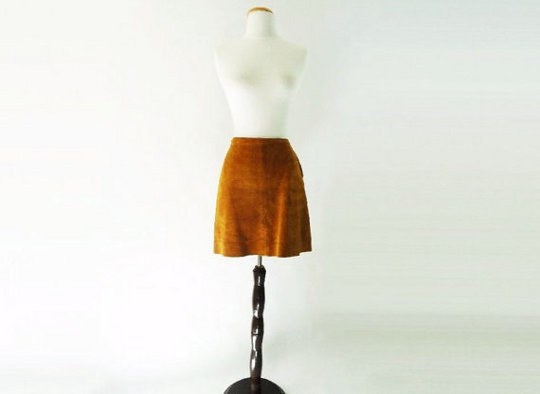 the-mini-skirt-suede-mini-skirt-2 vintage suede mini skirt from the 1960s
