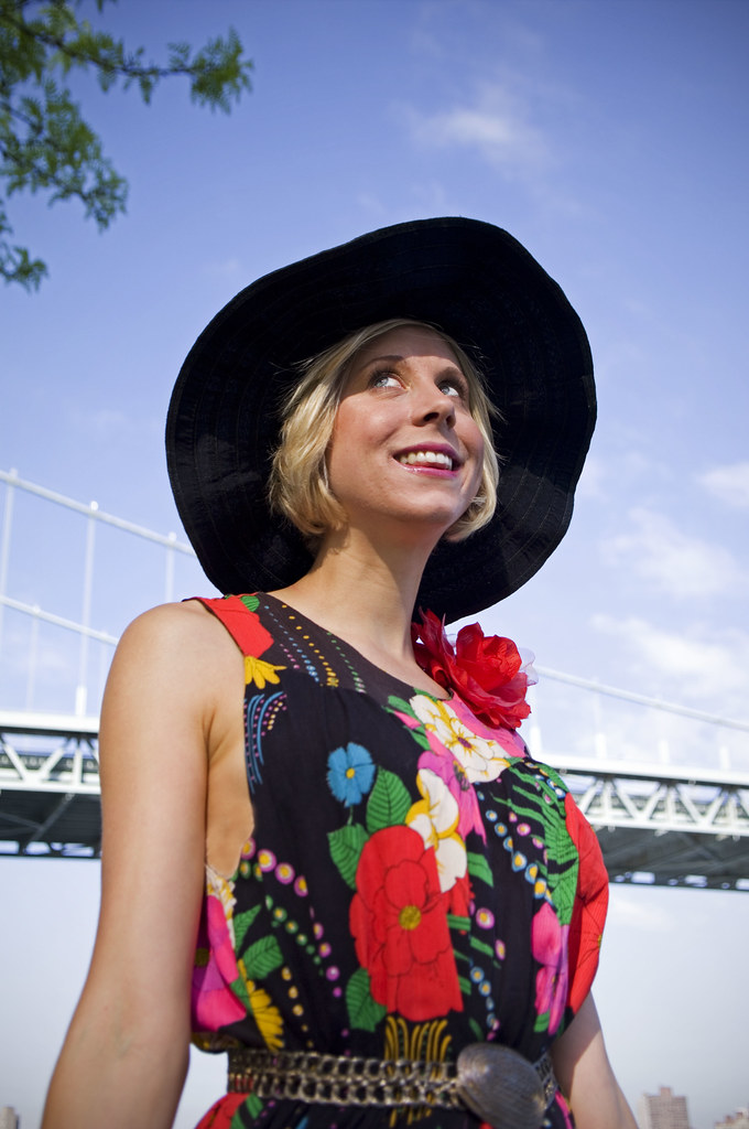 Thrift Shopping Dictionary: Thrifting Jargon 101 Thrift Shopping Dictionary: Thrifting Jargon 101