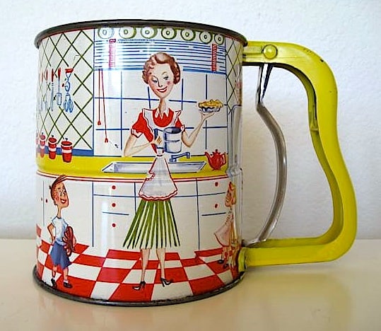Vintage Kitchenware That Is Fun To Have Vintage Kitchenware That Is Fun To Have